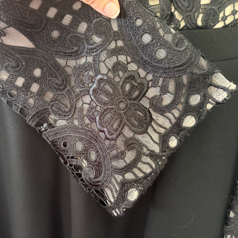 Aidan Mattox Black Lace Fit & Flare‎ Dress Size 8 Evening Semi Formal Date Night - Picture 7 of 9